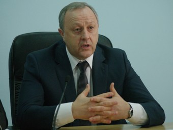Губернатор Радаев объяснил, почему саратовцы не побеждают в командных видах спорта
