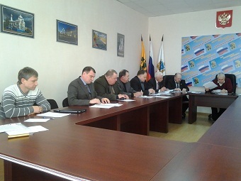 Балашовские депутаты добились законной повестки дня