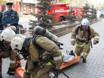 Пожарные будут учиться спасать престарелых граждан и детей
