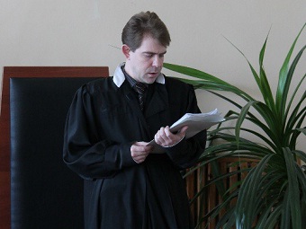 Михаила Шаповалова признали виновным в нарушении общественного порядка