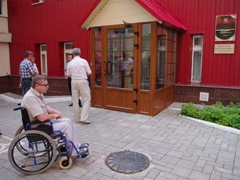 Инвалид из Поповки опасается, что его дом после ремонта снова разрушится