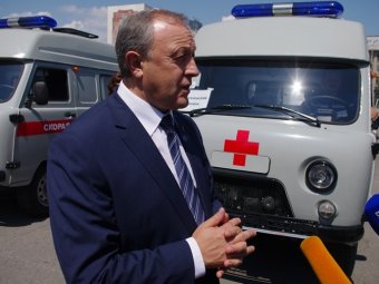 Губернатор считает, что в Саратове автомобили скорой помощи должны быть вездеходными