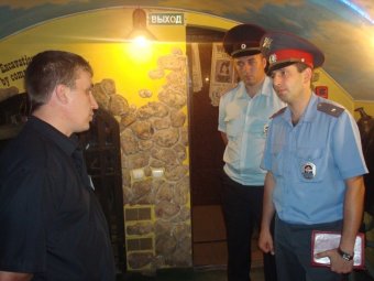 Саратовские полицейские проверили кафе на проспекте Кирова
