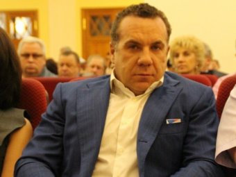 Олег Грищенко рассказал главам городов Поволжья о патриотическом воспитании саратовских школьников