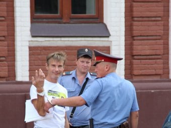 Питерский националист Николай Бондарик пытается обжаловать арест в Саратовском областном суде 