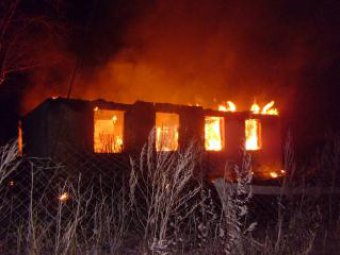 За последние сутки трое жителей Саратовской области погибли при пожарах