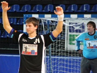 «СГАУ-Саратов» победил во втором матче омского тура Высшей лиги