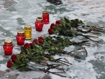 Саратовские националисты провели акцию в память о погибших при терактах в Волгограде