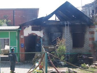 В центре Саратова сгорели два дома. Пострадал ребенок