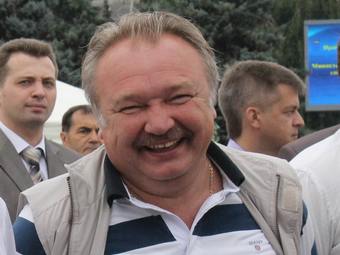 Юрий Заигралов встретился с протестующими против застройки сквера