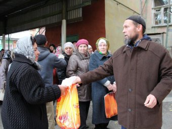 Рамзан Кадыров и единоверцы из Турции подарили мусульманам области почти полторы тысячи баранов