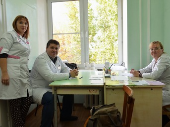 В поликлиниках Саратова проводится акция ко Всемирному дню борьбы с раком груди