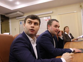 Александр Гайдук устроил скандал на заседании комитета облдумы