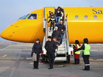 В связи с погодными условиями службы саратовского аэропорта работают в усиленном режиме