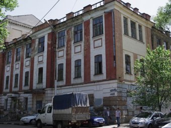 На месте скандального дома жены депутата Алексея Сергеева планируется построить многоэтажку
