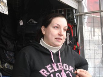 На Аллее роз полицейские изъяли у многодетной предпринимательницы товар на полмиллиона рублей
