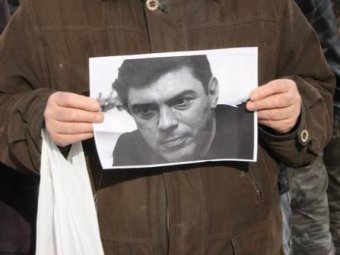 Прекращено дело в отношении саратовского активиста, проводившего пикет в память о Немцове