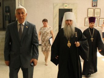 Саратовский митрополит выступил против термина «семейное насилие»