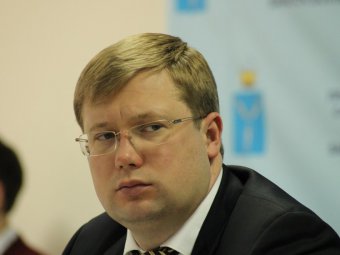 Губернатор назначил Дениса Фадеева главным по рассекречиванию документов
