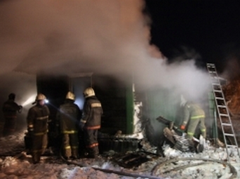 Трагедия в Поливановке. Матери удалось спасти трех детей через окно горящего дома