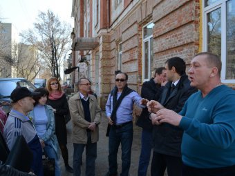 За время судебных разбирательств с женой депутата Сергеева умерли четыре жильца проблемного дома