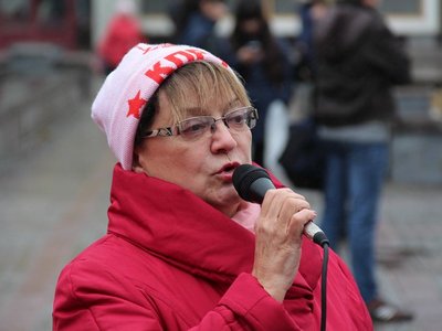 Ольга Алимова на митинге против коллекторов: «Этот институт надо запрещать»