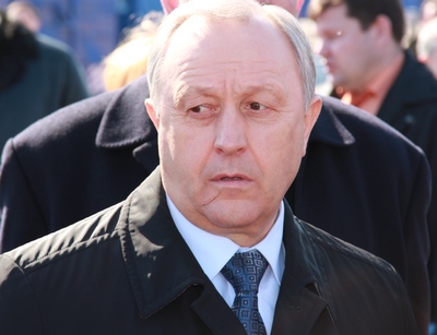 Саратовский губернатор за год заработал почти 3,4 миллиона рублей