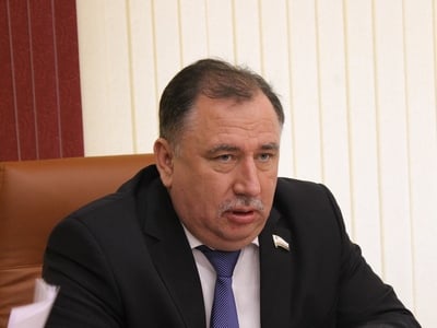 Валерий Сараев пообещал выпускникам школ уникальную «Розу Ветров»
