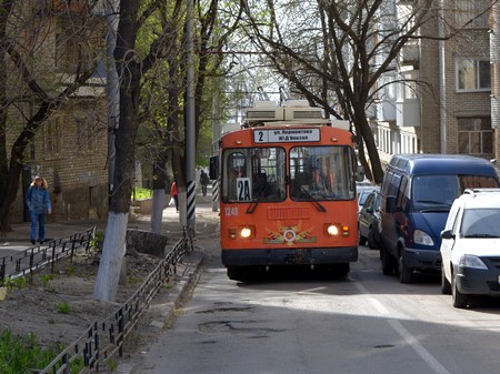 В связи с работами энергетиков в центре Саратова до пятницы закрывается троллейбусный маршрут