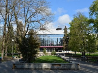 Памятник Янковскому хотят открыть уже на этой неделе, облагородить сквер имени артиста – до конца года