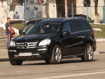 Дмитрий Медведев подписал распоряжение о выделении федеральных денег на ремонт саратовских дорог