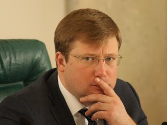 В правительстве до сих пор тратят бюджетные деньги на содержание секретариатов Фадеева и Большеданова