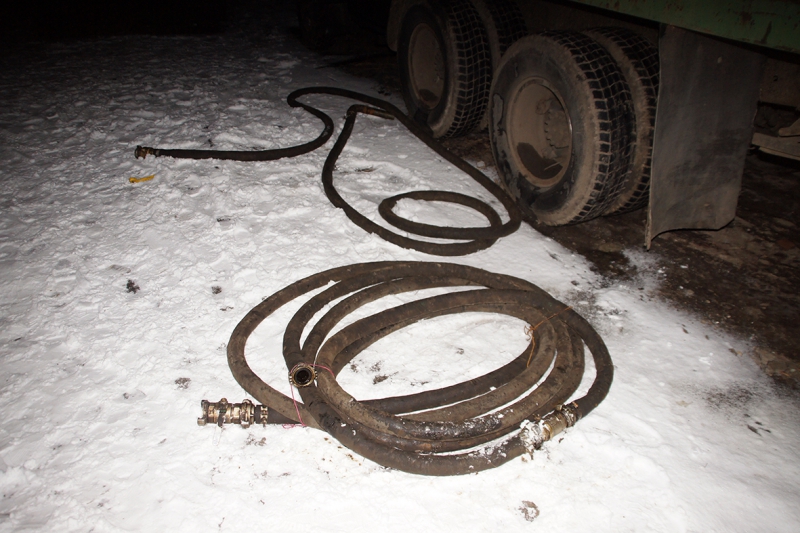 Энгельсская ОПГ похищала топливо из магистрального нефтепровода с помощью подкопов