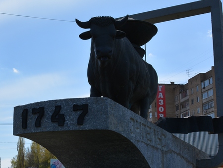 В Энгельсском районе бык насмерть забодал пастуха