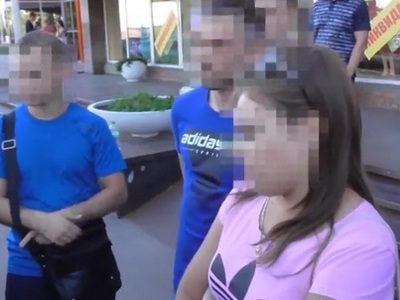 Полиция опубликовала видео задержания наркоторговцев с 400 граммами героина в Саратове
