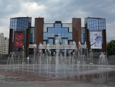 «Водоканал»: Сообщения о связи строительства «Театрального» фонтана и проблем жителей с водой – это слухи