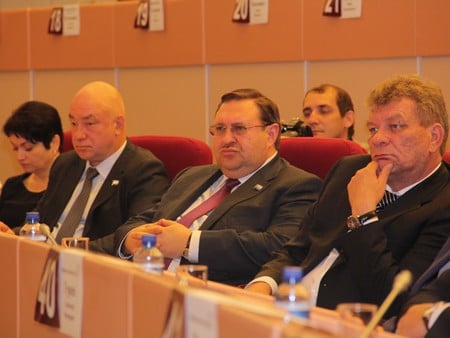 На пост председателя саратовской гордумы претендуют Наумов, Анидалов и Ищенко