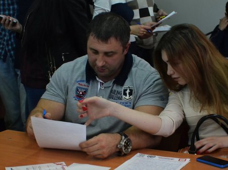 Вячеслав Максюта вместе со школьниками сдаст пробный ЕГЭ по математике