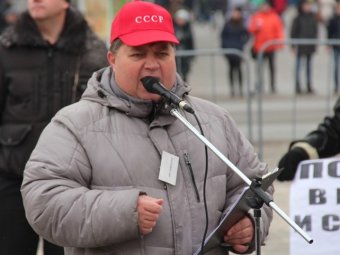 Коммунисты, демократы и националисты провели митинг в центре Саратова