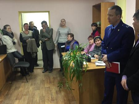 Гендиректор саратовской фирмы задолжал работникам почти 700 тысяч рублей
