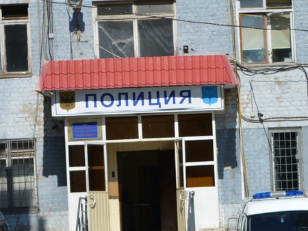 В Саратове незаконно торговали пиротехникой рядом с отделом полиции