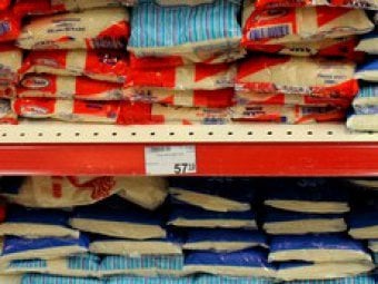 Средняя цена сахара в Саратове превысила 50 рублей за килограмм