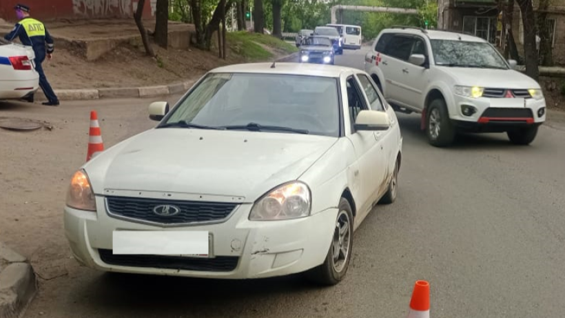 В Саратове водитель «Приоры» сбил школьника