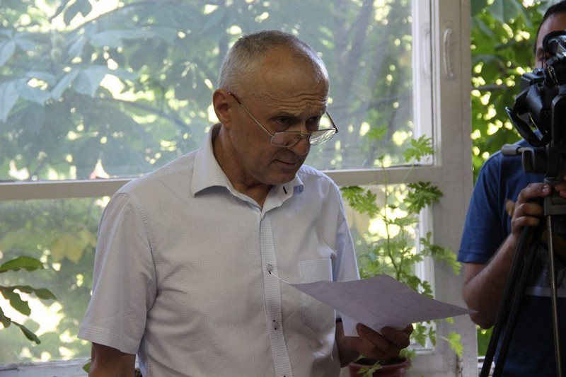 Холоденко