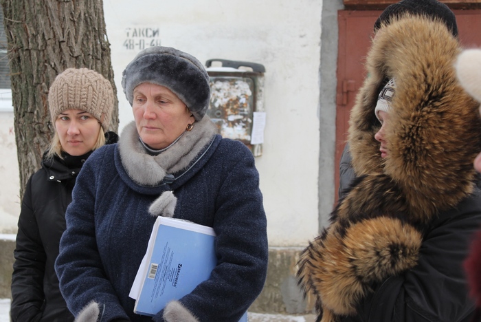Из «клопятников» сбежали мыши и тараканы, одни люди остались