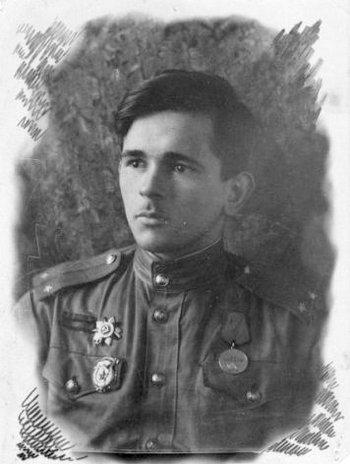 Гвардии лейтенант Вакин Юрий Александрович, 1945-й год