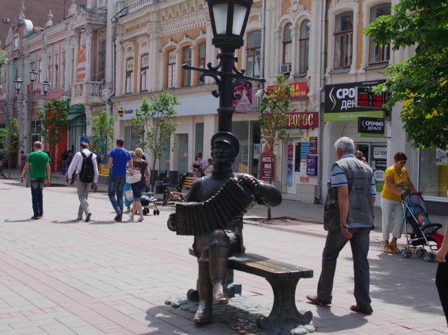 Мужичок с гармошкой