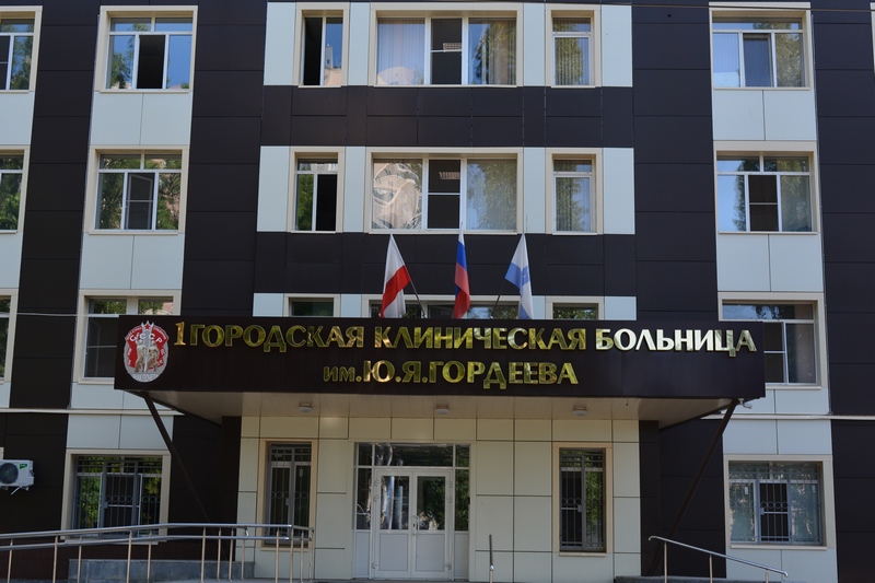 Церковь есть, а подушек нет...