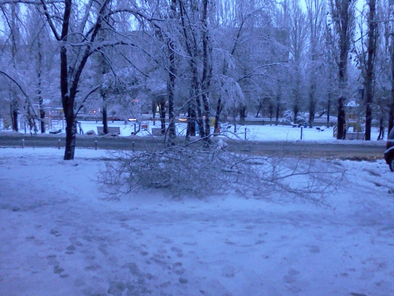 последствия снегопада в Саратове1.jpg
