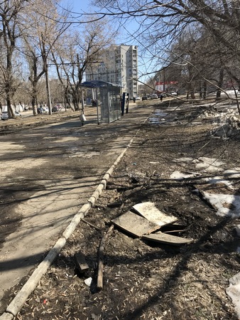 Люк на улице Гвардейской